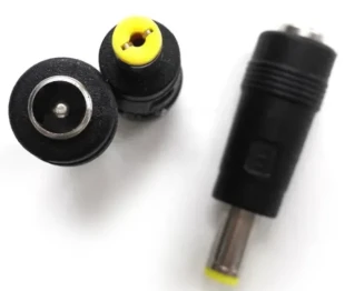 GMB NPC-5.2x2.5mm 5.5x1.7mm DC to DC 20V Connector (E) (prodaje se na komad)