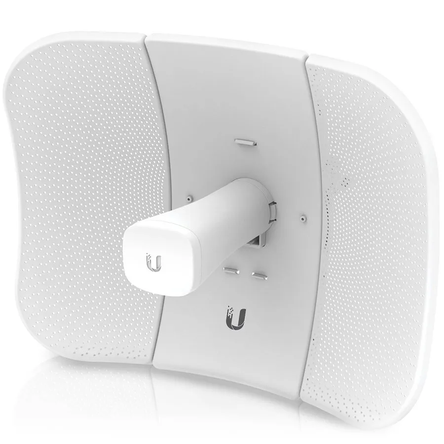 Ubiquiti LiteBeam 5AC Gen2, Ultra-lightweight design with proprietary airMAX ac chipset and dedicated management WiFi for easy UISP mobile app support and fast setup, 5 GHz, 15+ km link range, 450+ Mbps throughput, PoE adapter included Slika 1