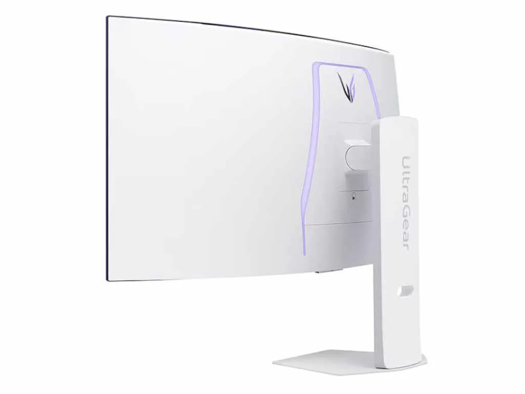 Monitor LG UltraGear 39GX90SA 39"/OLED,zakrivljen,21:9/3440x1440/240Hz/0,03ms GtG/HDMIx2,DP,USB/bela Slika 2
