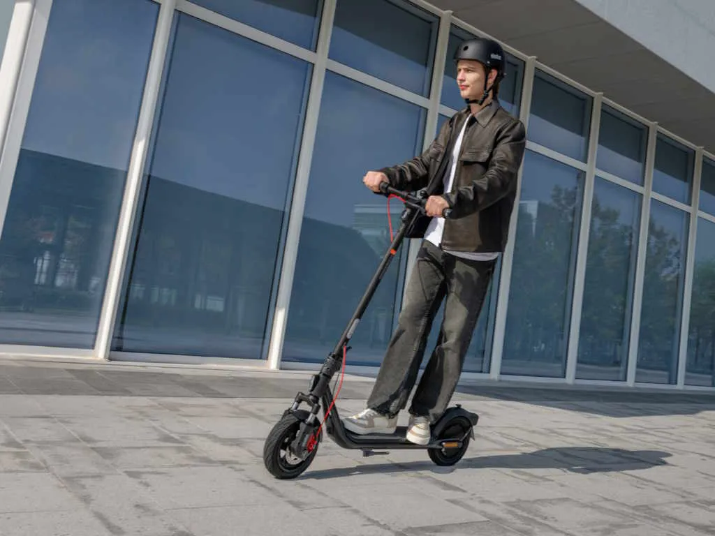 Segway Elektricni trotinet SEGWAY NINEBOT F2 PRO E II Slika 10