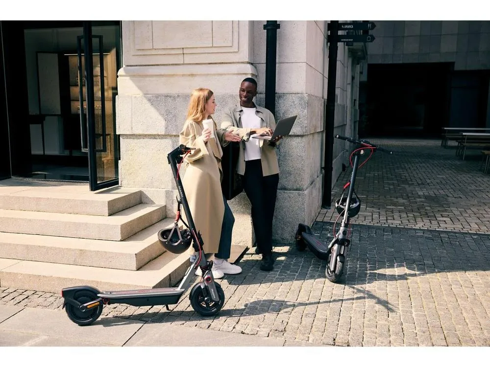 Segway Elektricni Trotinet SEGWAY NINEBOT F3 PRO E Slika 1