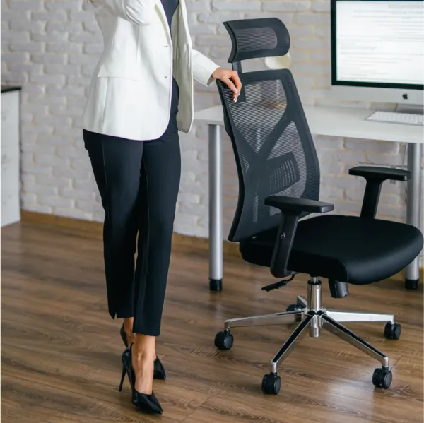 Ergonomska kancelarijska stolica UGD Aura D32 Slika 4