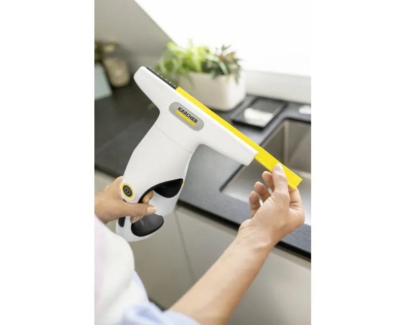 KARCHER WV 1 Compact Care Akumulatorski usisivač za prozore beli (1.633-628.0)  Slika 3