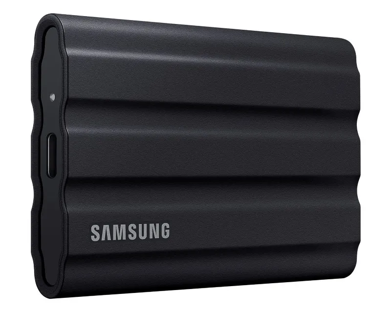 SAMSUNG Portable T7 Shield 1TB crni eksterni SSD MU-PE1T0S  Slika 1