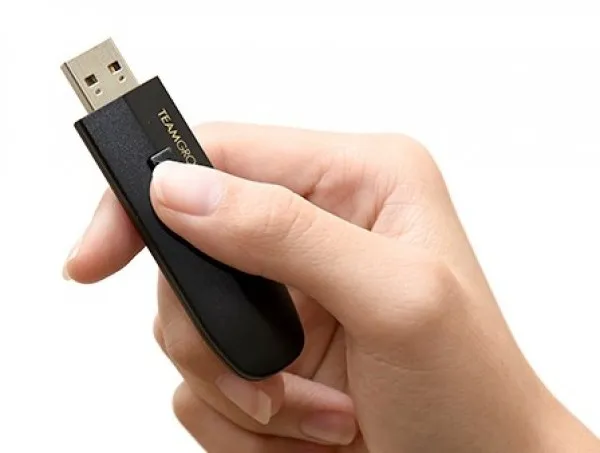 TEAM GROUP TeamGroup 64GB C186 USB Flash memorija 3.2  BLACK TC186364GB01 Slika 3