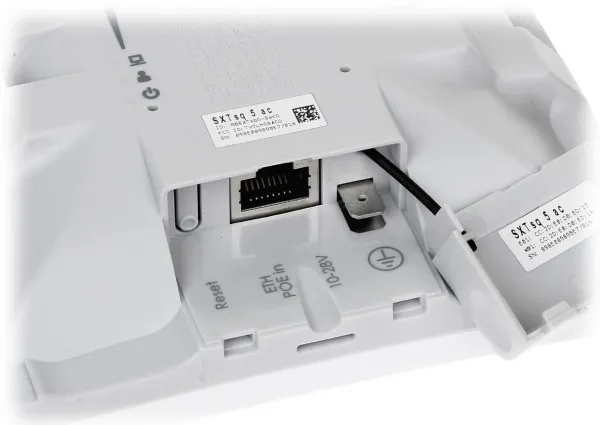 MikroTik RBSXTsqG-5acD 16dBi 5GHz dual chain integrated CPE/Backbone AC, Gigabit RouterOS L3 (280) Slika 3