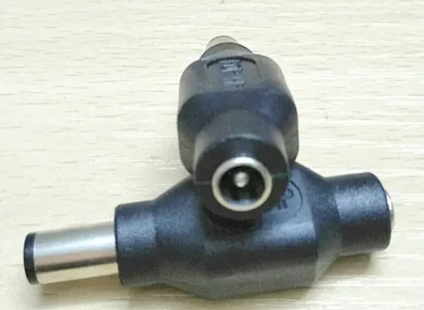 GMB NPC-5.2x2.5mm 7.4x5.0mm PIN DC to DC 20V Connector (FOR HP) (prodaje se na komad) Slika 5