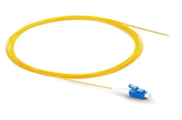 Pigtail ExeLink LC/PC SM,LSZH, 657A1, 0.9 mm, 1.0 m Slika 1
