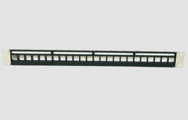 Patch Panel 24P 19 1U bez modula Lintech Slika 2