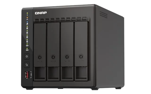 STORAGE QNAP NAS TS-453E-8G Slika 1