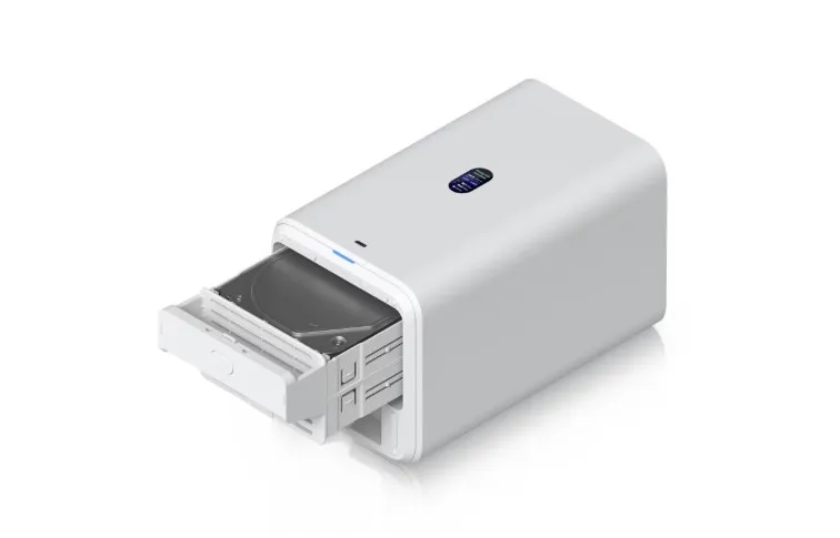 Ubiquiti UniFi NAS 2-Bays  UNAS-2-W-EU Slika 4