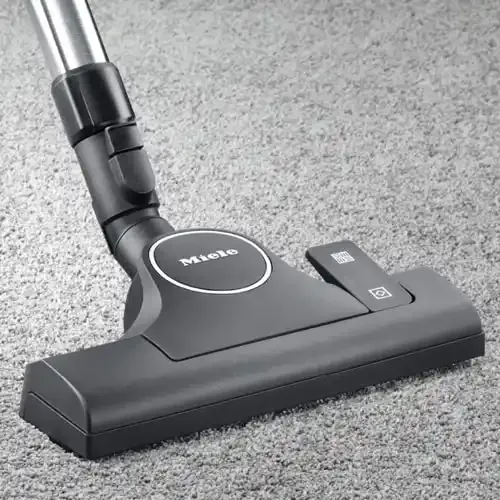 Usisivač Miele C3 Score Red SGDA3  snaga 2000W Slika 3