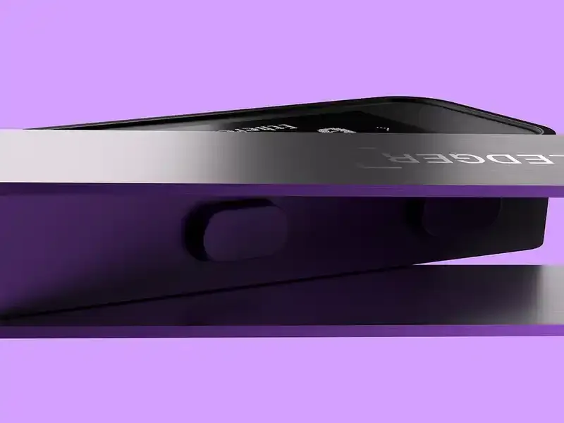 Kripto novčanik Ledger Nano S PLUS Gold Slika 3