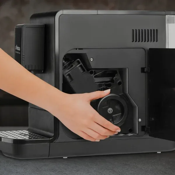 Aparat za esspreso kafu Ufesa Senzacione Bllanca/kapsule/zapremina 1.4l/beli Slika 2