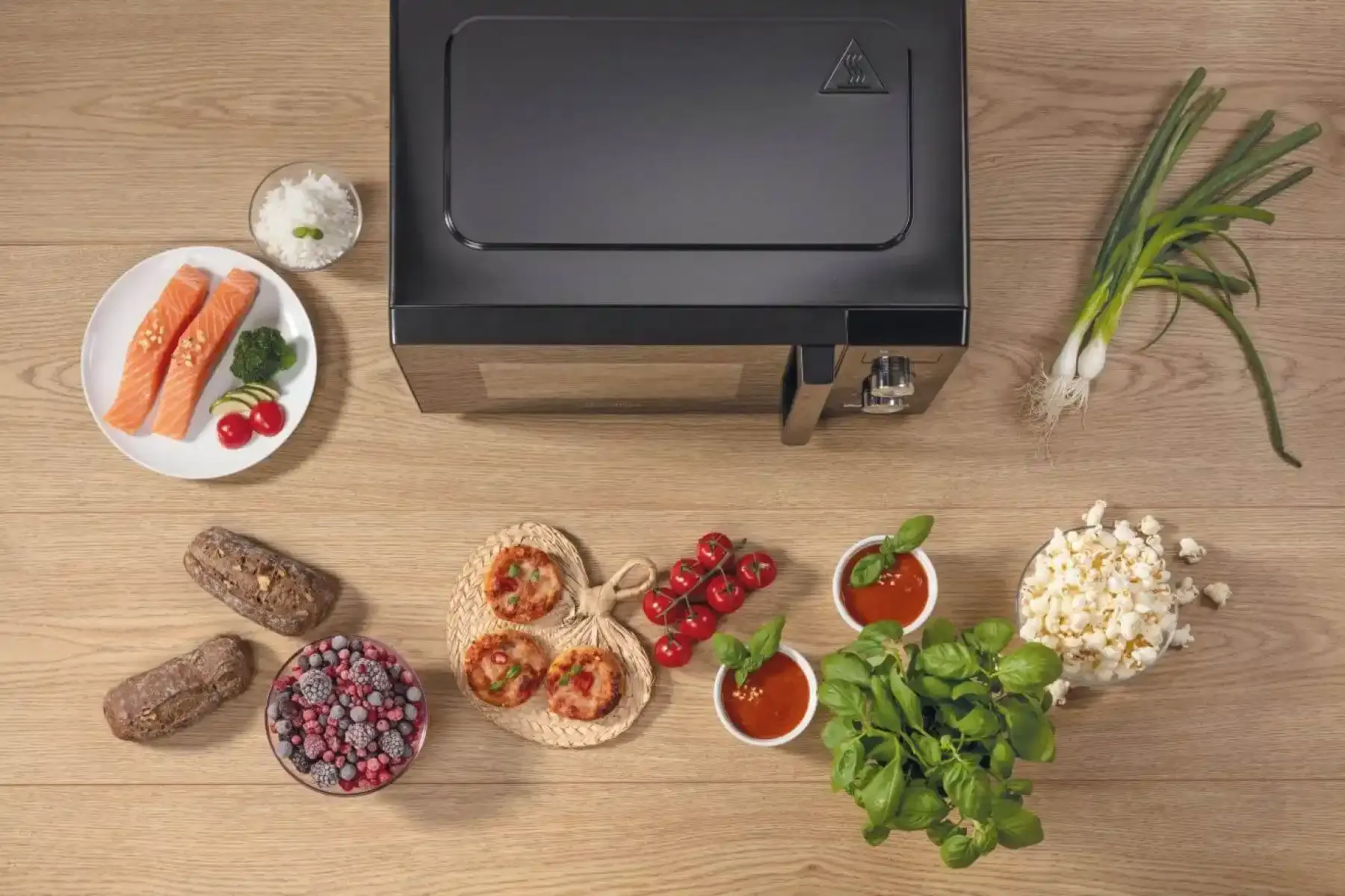 Mikrotalasna Gorenje MO20A3BH  zapremina 20l/digitalne komande/snaga 800W Slika 4