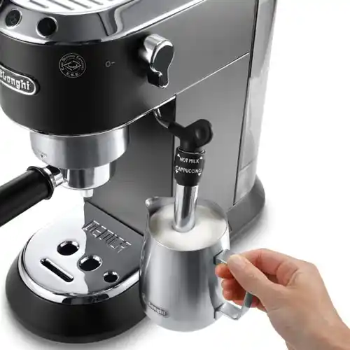 Aparat za espresso DeLonghi EC685BK crni Slika 3